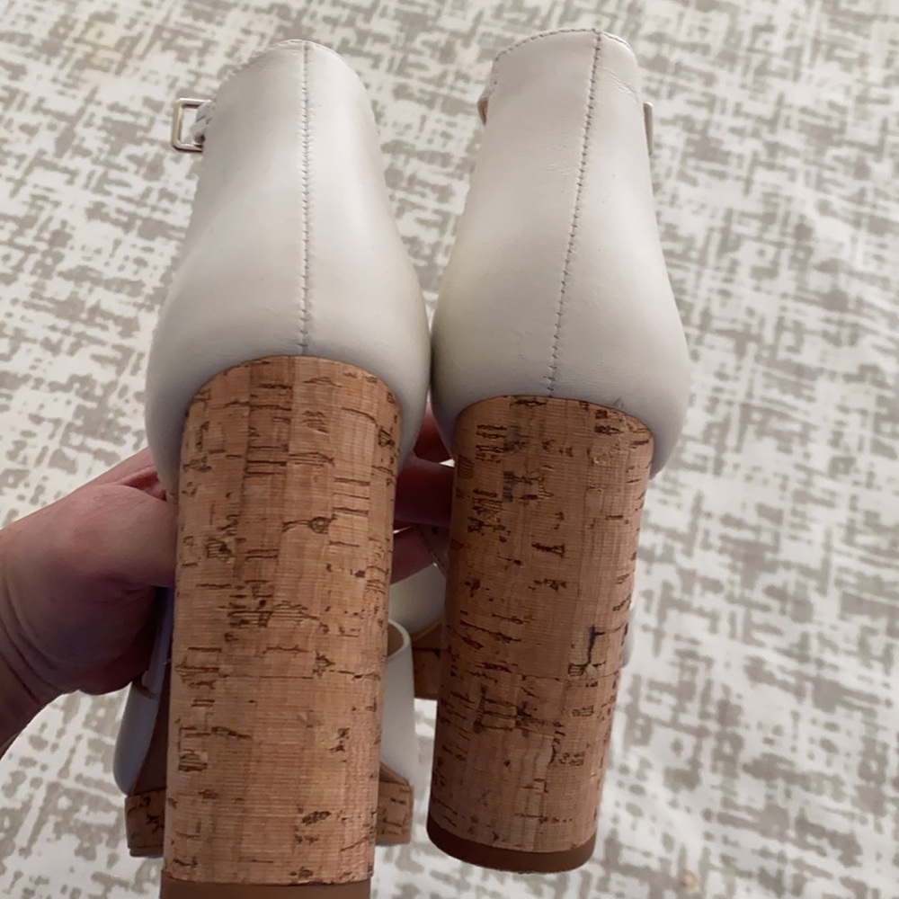 Vince Camuto Block Heel - Picture 4 of 5
